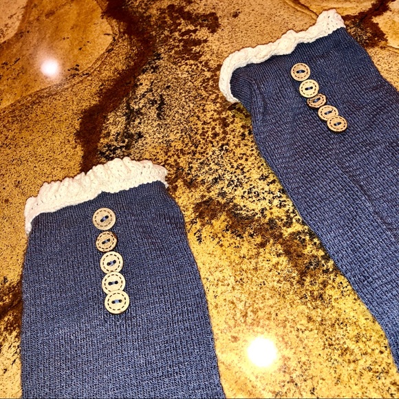 Knee High Button Socks - Picture 3 of 3